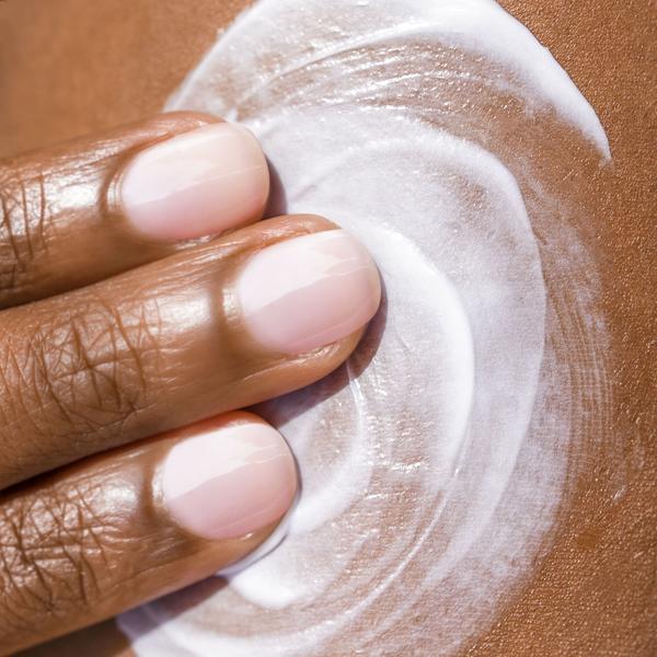 resolve-stretch-mark-cream-texture MUSTER-SACHET Rejuvaskin Stretch Mark Cream 4ml gegen Dehnungstreifen (Striae)