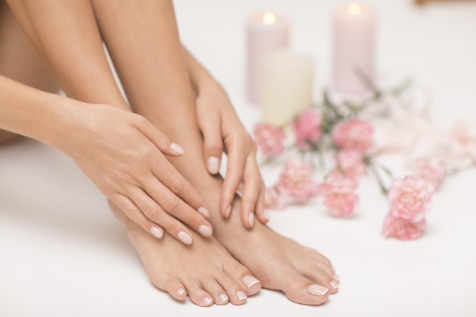feet-and-handsIUAYIClfBg19t