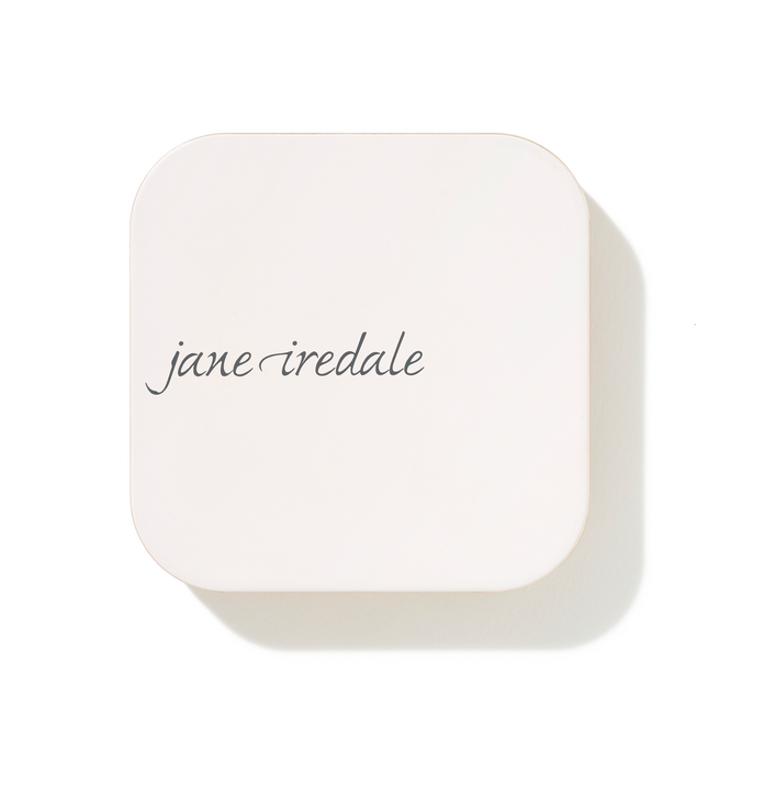 IC_PP_Eyeshadow-Trio_closed-OH-706x720-130d44d0-88c0-4832-8ca3-13d4fd001067